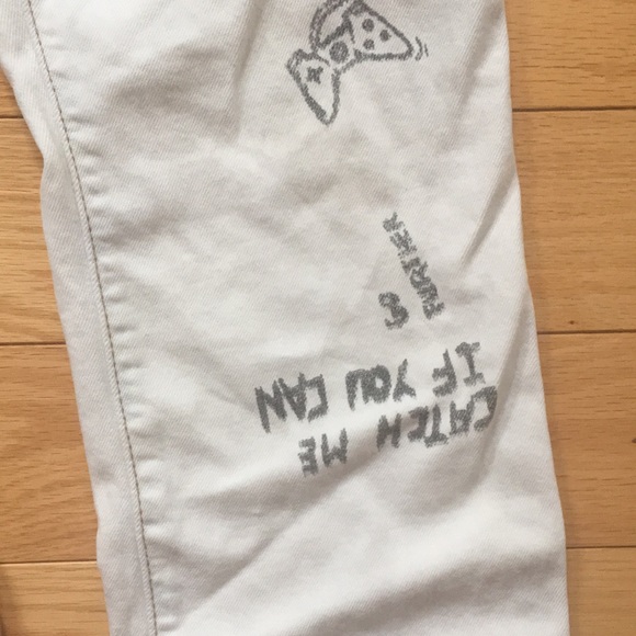 graffitied jeans☠️🖤 - Picture 4 of 9